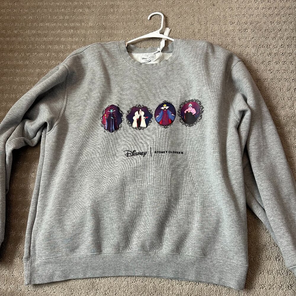 Stoney Clover Lane Crewneck sweatshirt Size L/XL